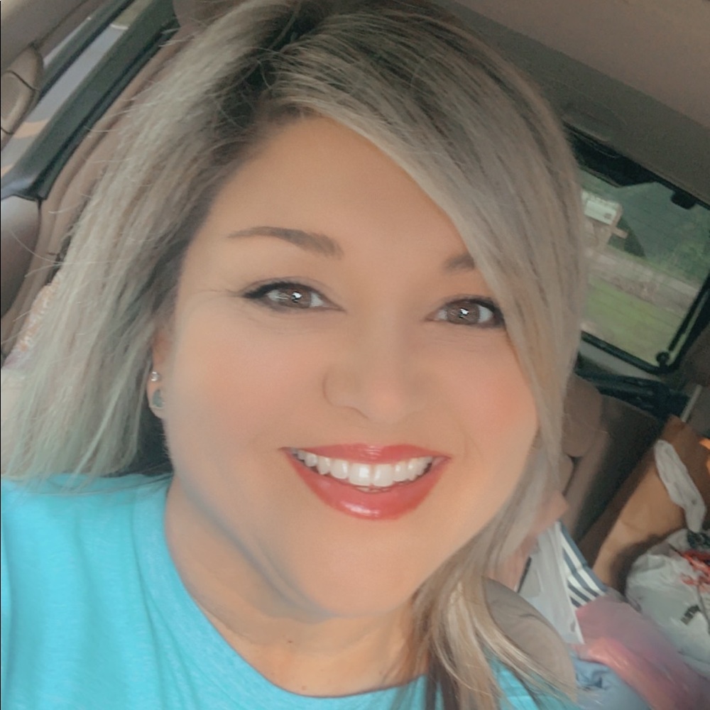 Meet your Posher, Ashlee